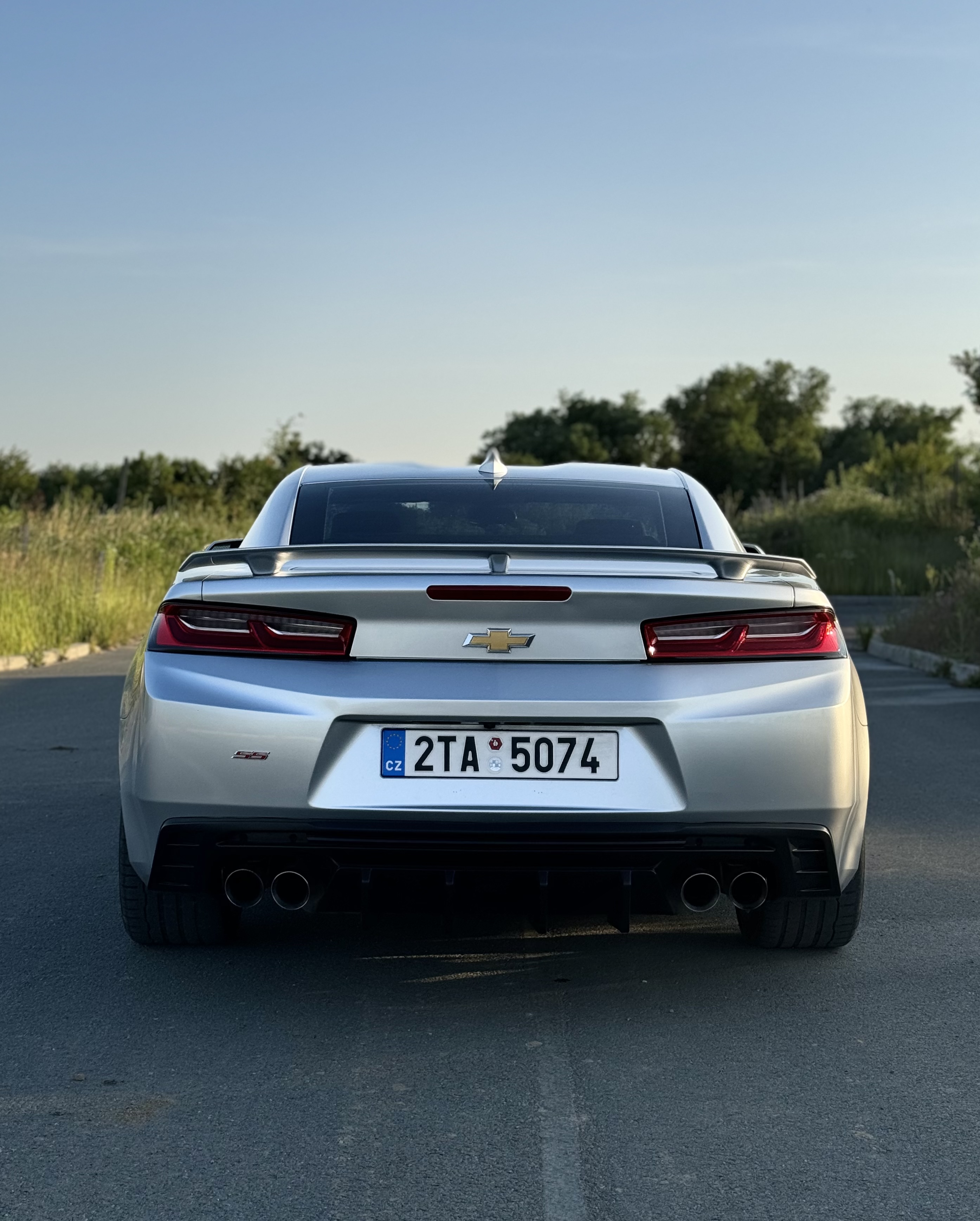 Camaro SS zezadu