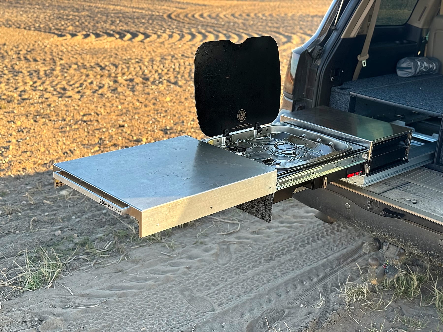 Land Cruiser výsuvná kuchyňka